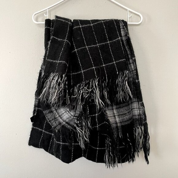 Steve Madden black and white blanket scarf infinity style casual warm winter - Picture 2 of 6